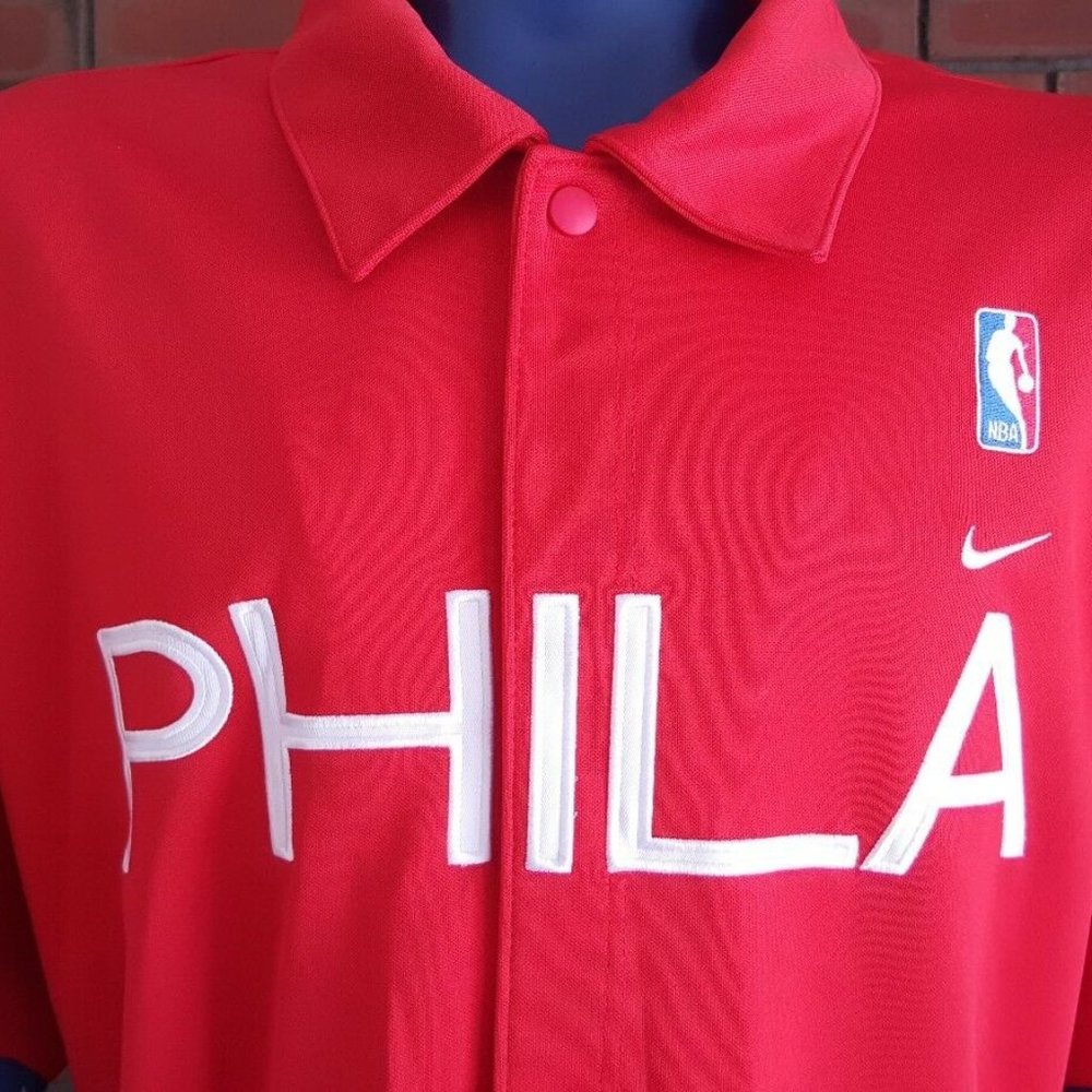 Philadelphia 76ers "66" Button Warm Up Red. (XXL)